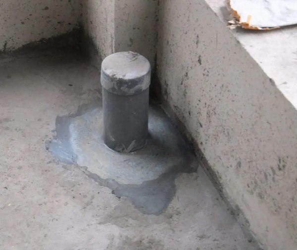 Chống Thấm Cổ Ống Xuyên Sàn Hiệu Quả