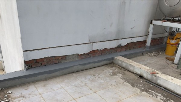 Dịch vụ chống thấm khe giữa 2 nhà, khe tiếp giáp liền kề trọn gói 
