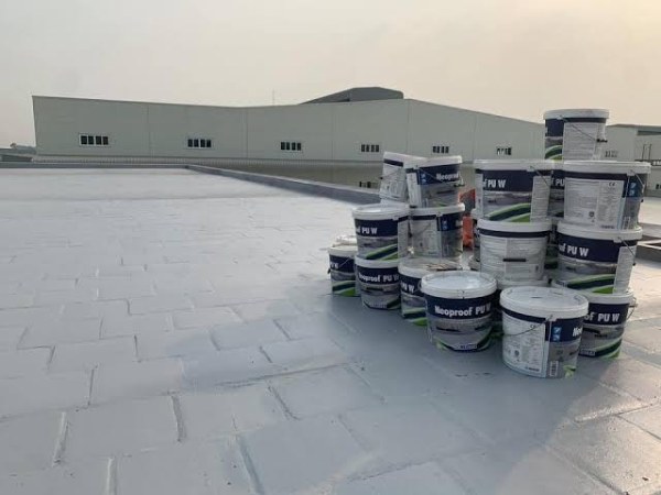 Thi công chống thấm sân thượng bằng sơn Polyurethane PU lộ thiên cao cấp